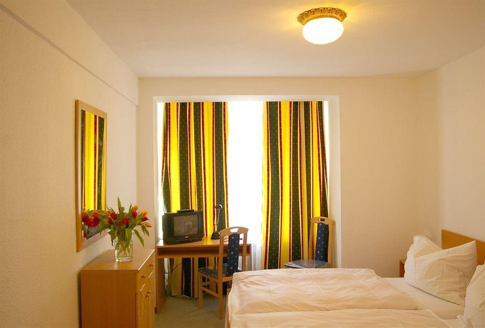 Paris Hotel Dusseldorf