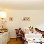 Paris 3* Dusseldorf