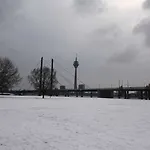 Paris 3* Dusseldorf