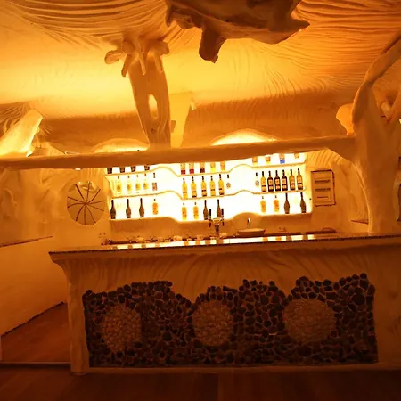 Paris Hotel 3*