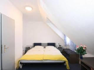 Paris Hotel Dusseldorf